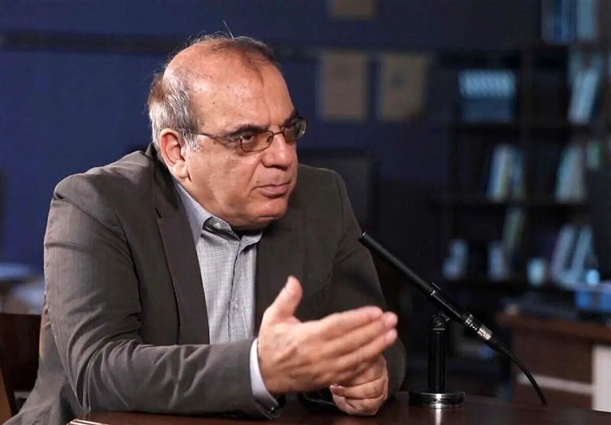 عباس عبدی: پرویز ثابتی فاقد دانش تحلیل اطلاعاتی بود /ساواک تحلیلگر اجتماعی و اطلاعاتی نداشت