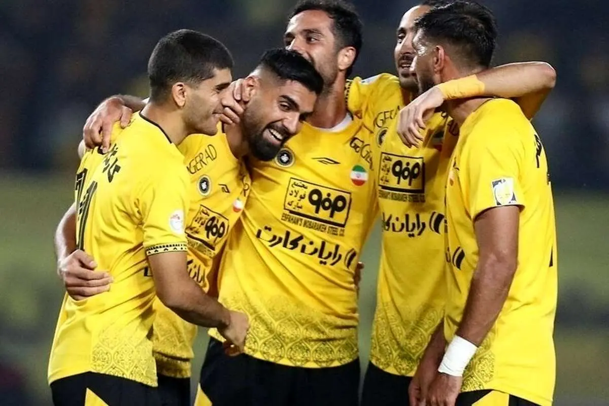 (عکس) واکنش به پوستر عجیب باشگاه سپاهان