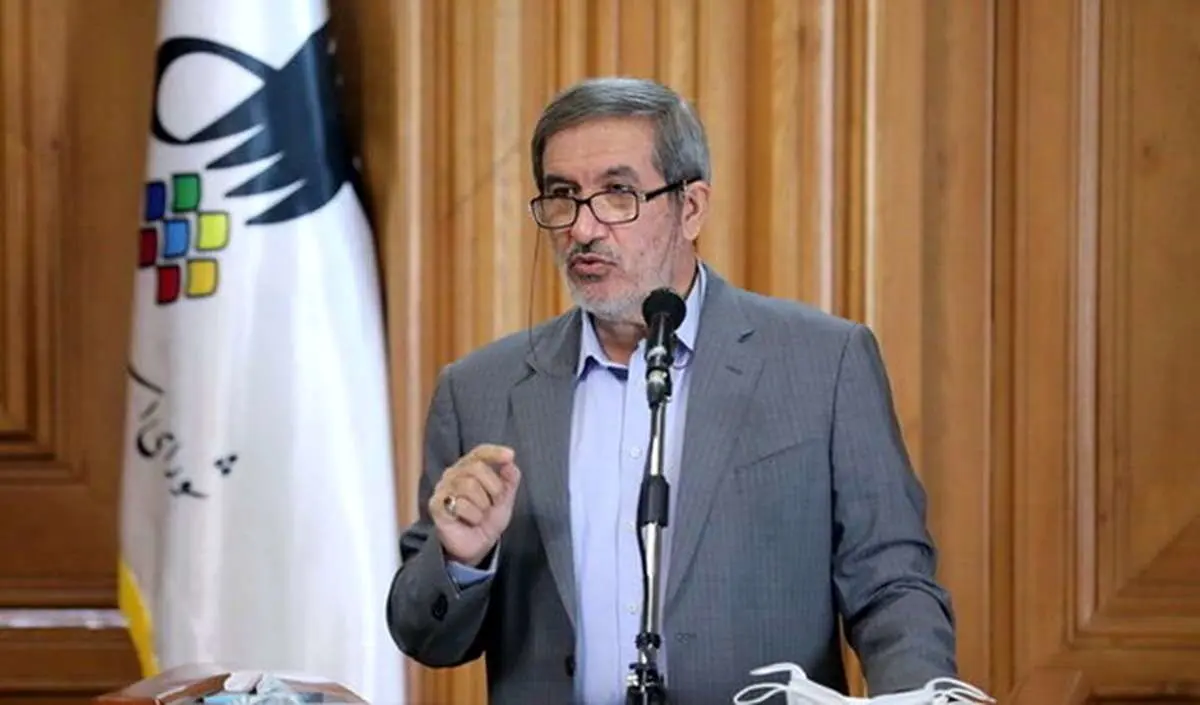 کنایه عضو شورای شهر به زاکانی؛ «اینگونه می‌خواستید کمر ترافیک را بشکنید؟»