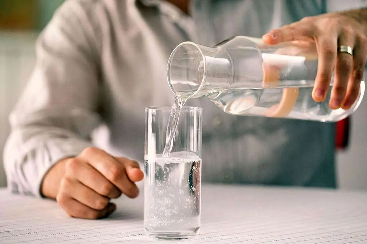 ۷ علتی که سبب تشنگی مکرر میشود