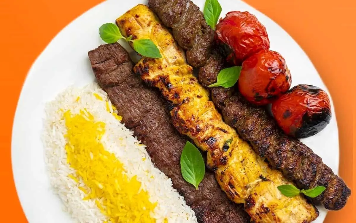 ادویه کباب کوبیده رستورانی چیست؟ راز‌های خوشمزه‌تر شدن کباب!