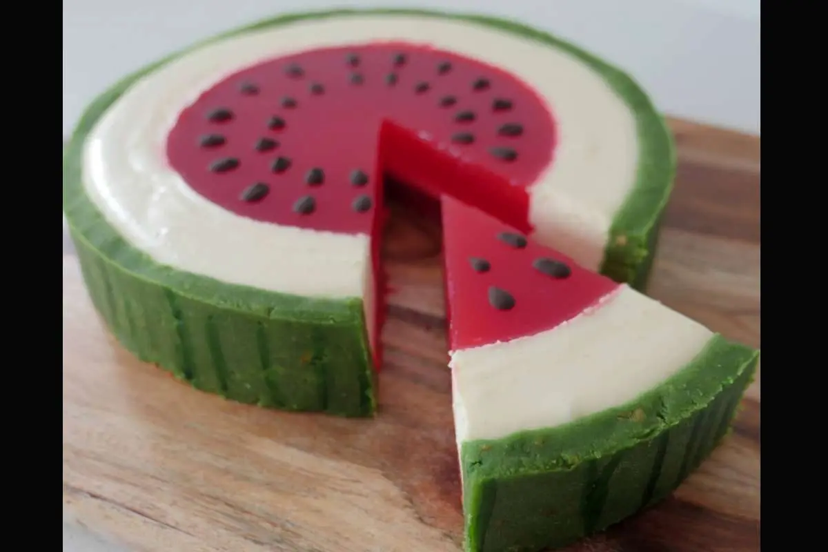 طرز تهیه چیزکیک مدرن هندوانه؛ چیزکیک خوشمزه شب یلدا