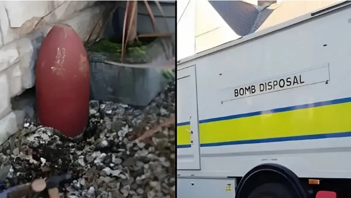 بمب تزئینی قدیمی، واقعی از آب درآمد!