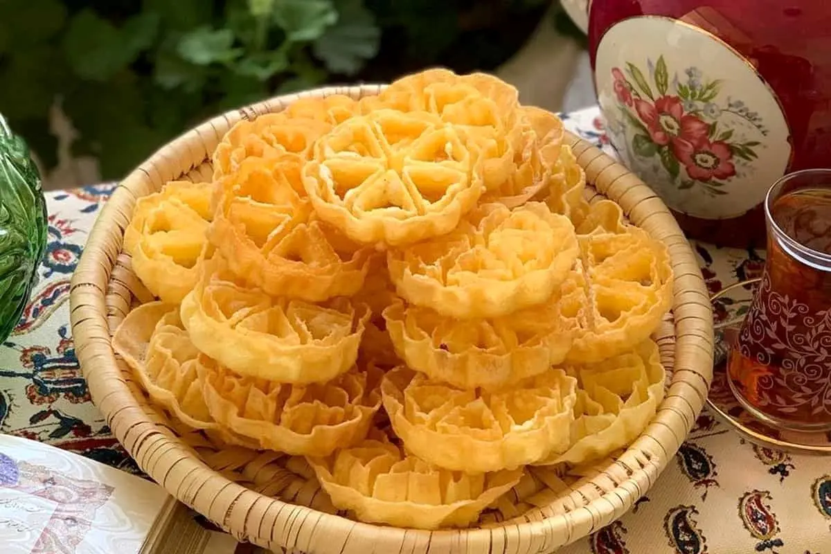 طرز تهیه شیرینی پنجره‌ای با پیمانه لیوان، بدون شیر و با شیر