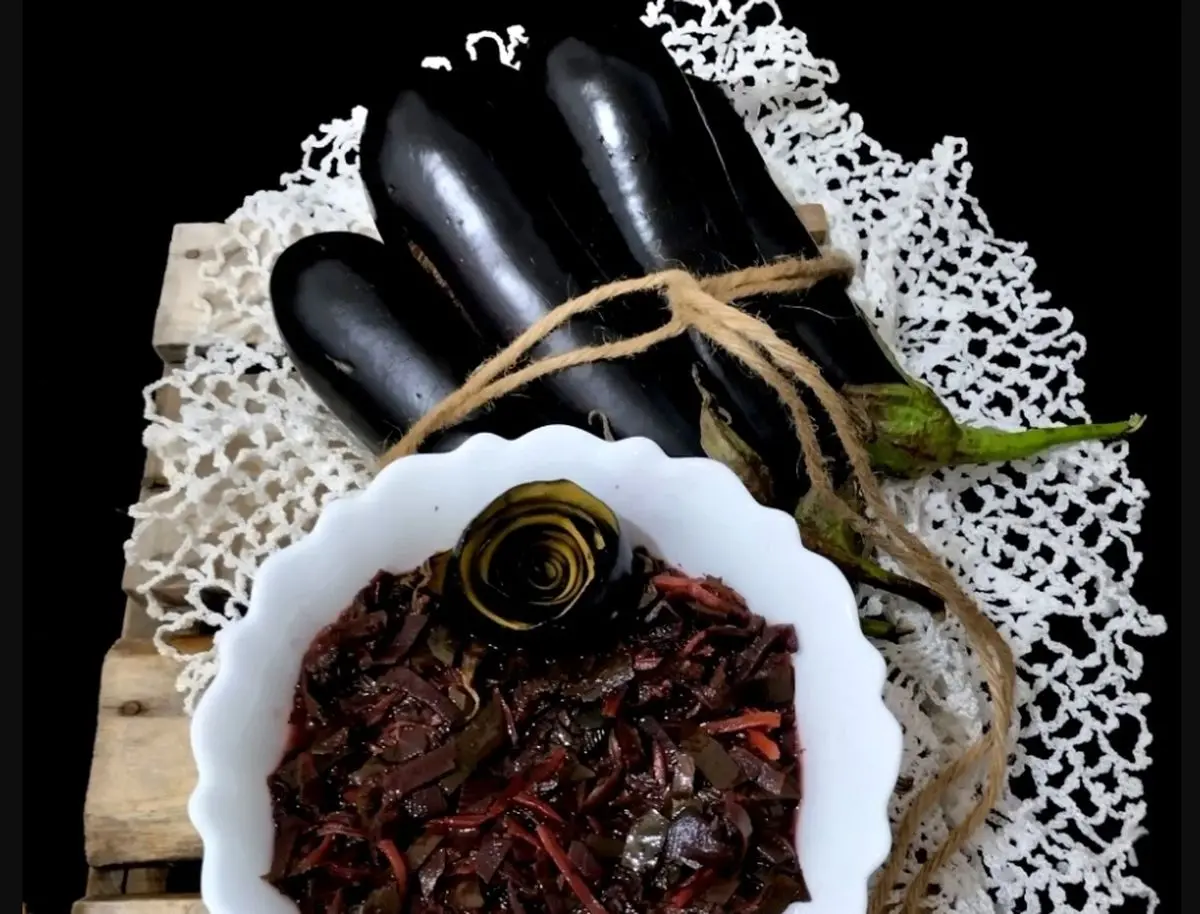 طرز تهیه ترشی پوست بادمجان؛ خوشمزه و فوری
