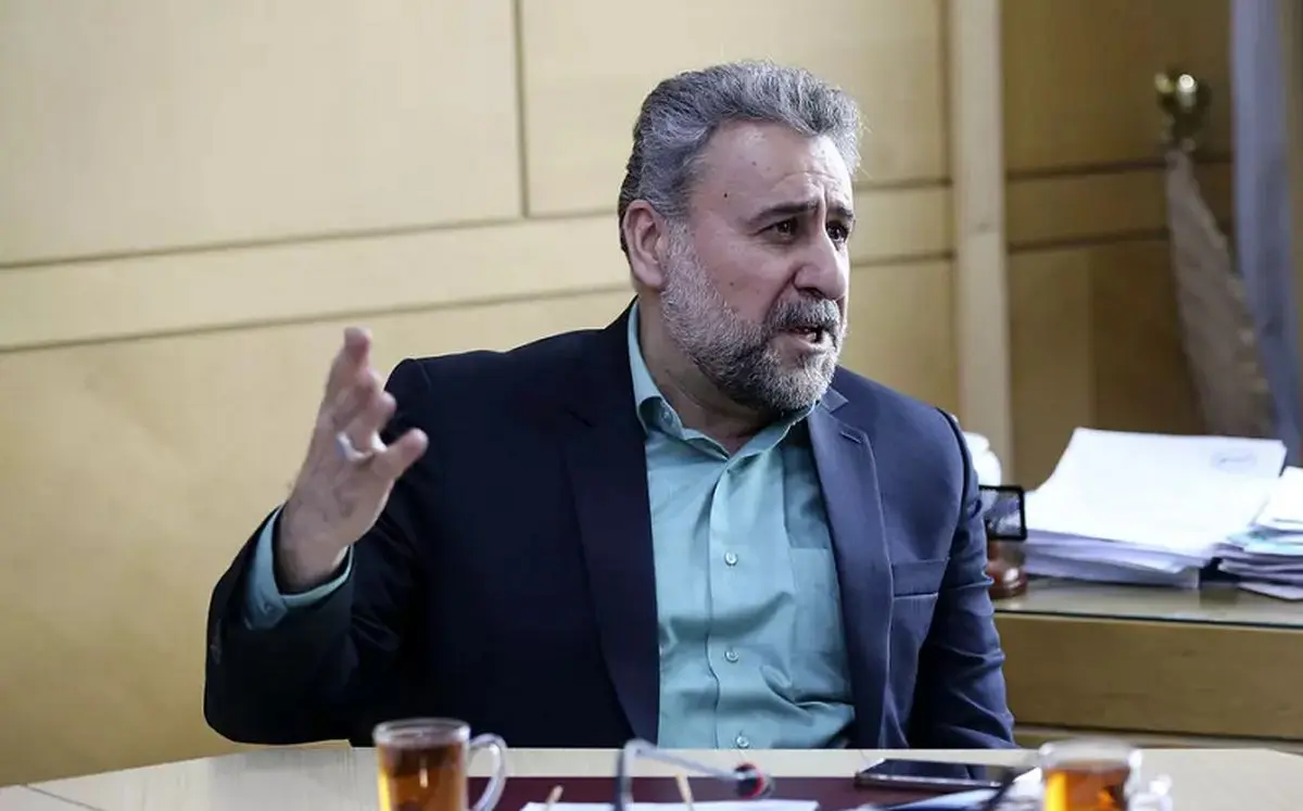 فلاحت پیشه: ایران باید به دنبال دستاورد‌های نظامی روسیه باشد