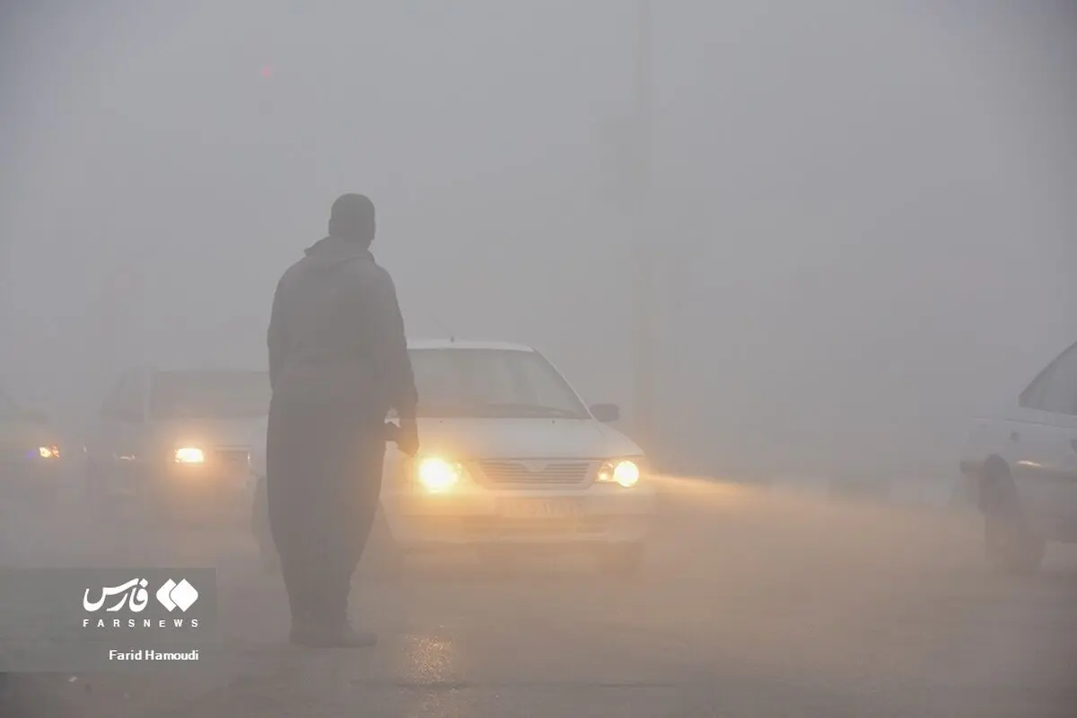 (تصاویر) مه صبحگاهی در آبادان