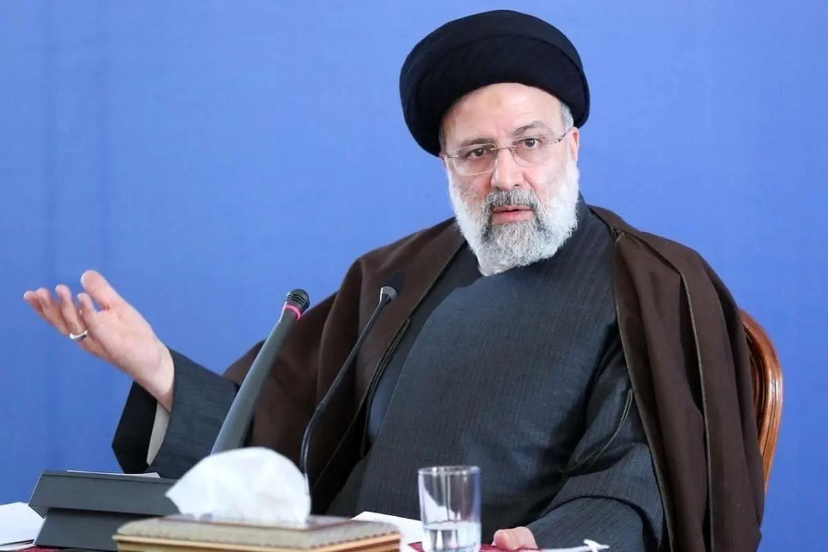 (ویدئو) رئیسی: رهبر انقلاب گاهی میپرسند «روی زمین چه اتفاقی افتاده است؟»