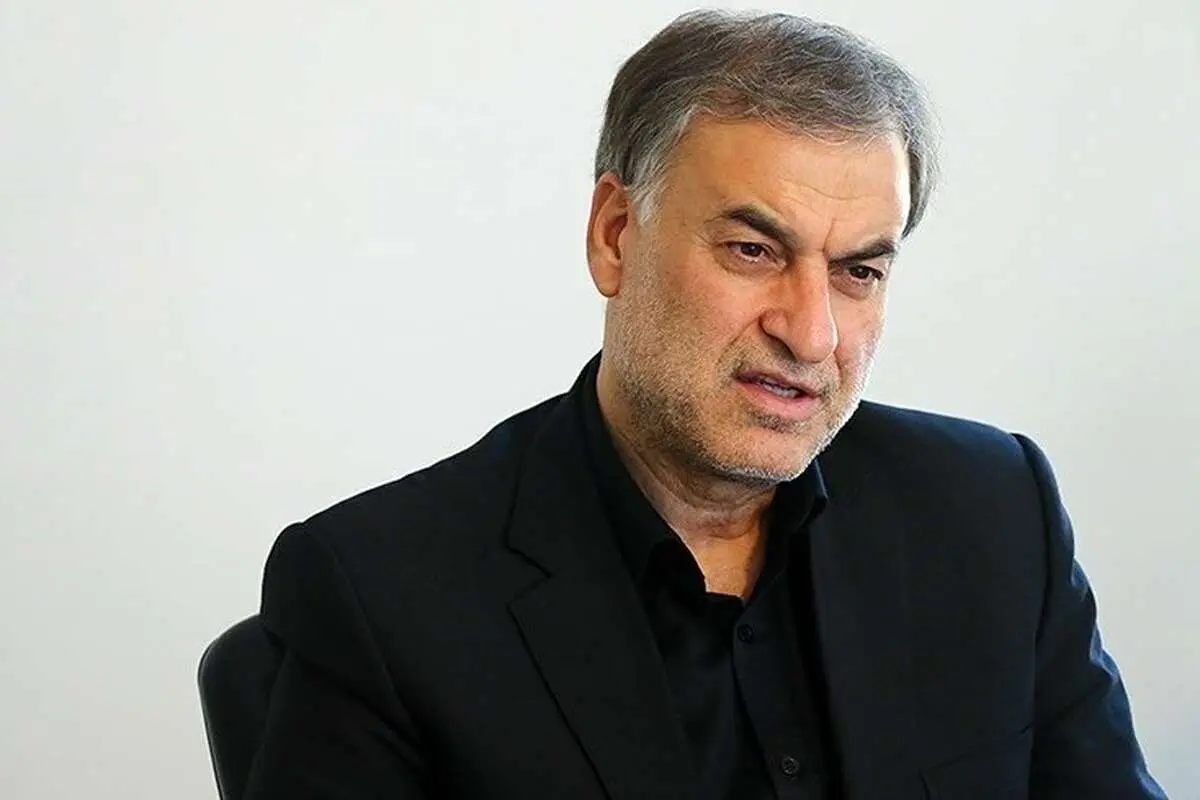 انتقاد تند نماینده مجلس به عباس عبدی: پیادهنظامِ بیمصرفِ اسبهای مرده اصلاحاتیها هستید!