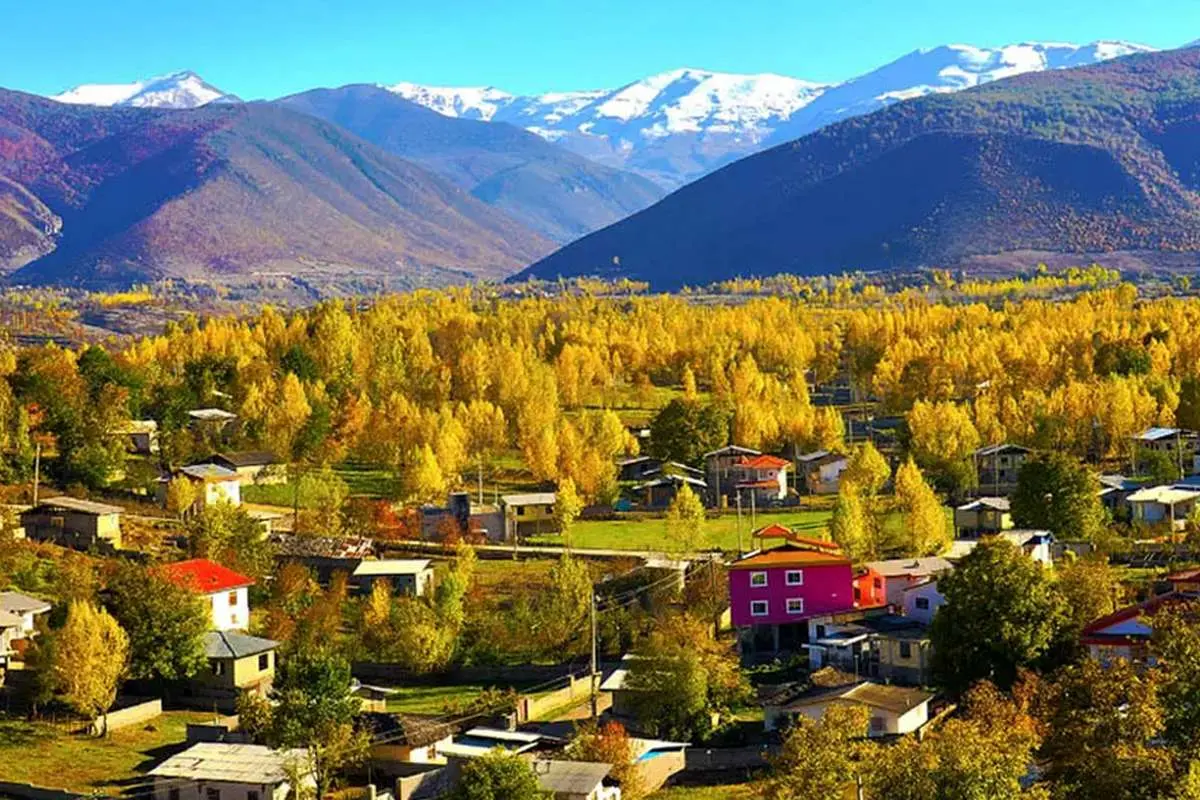سفر به شهر بارانهای رگباری