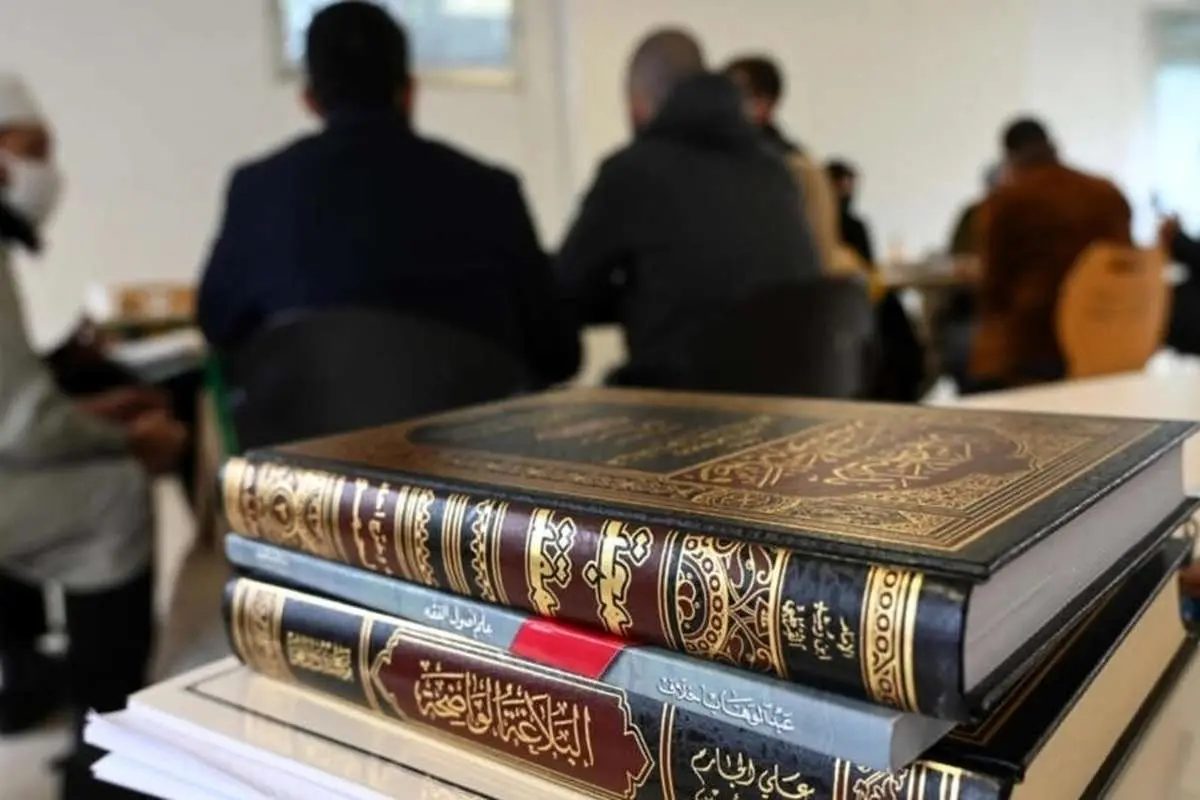 (ویدئو) دولت فرانسه به حمایت از مهمترین مدرسه اسلامی پایان داد