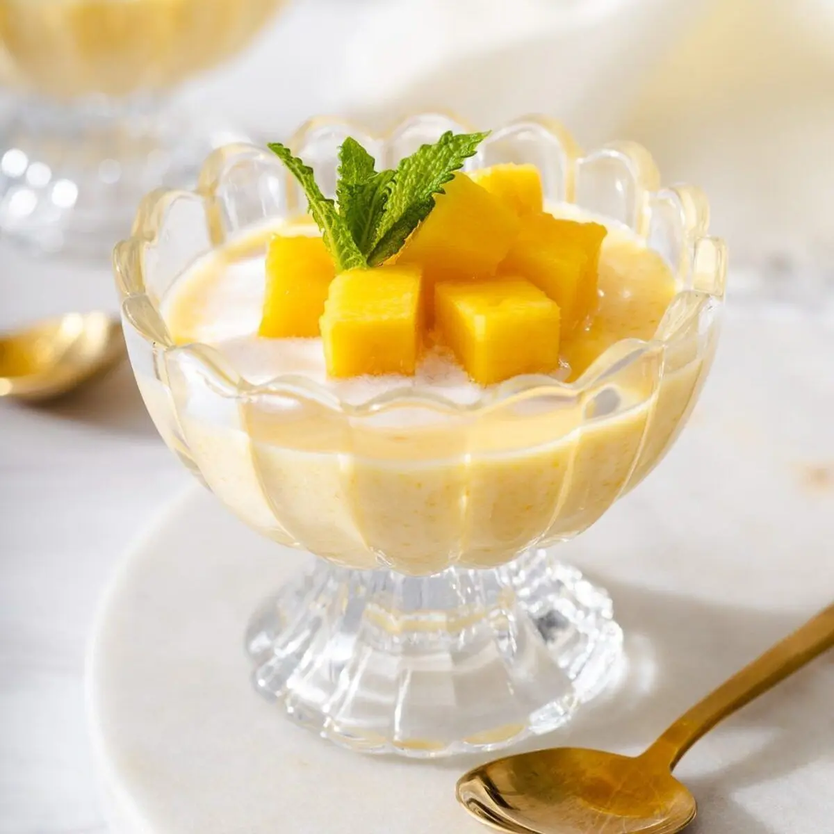 این دسر شیک و خوشمزه را به راحتی برای شب یلدا درست کنید 