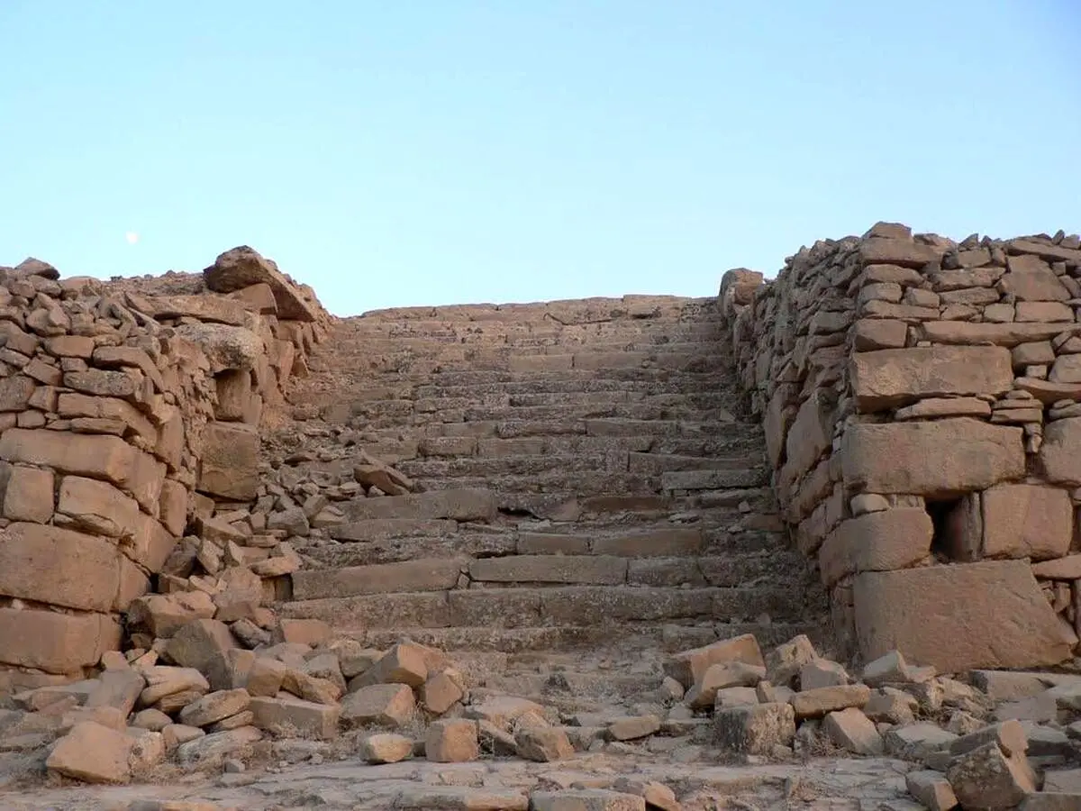 تخریب گورستان تاریخی معبد بردنشانده