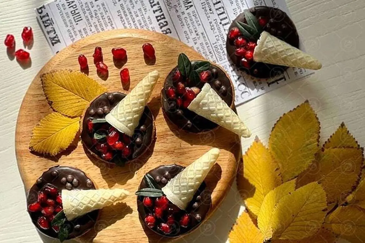طرز تهیه یک بیسکوئیت شکلاتی خوشمزه؛ ویژه شب یلدا