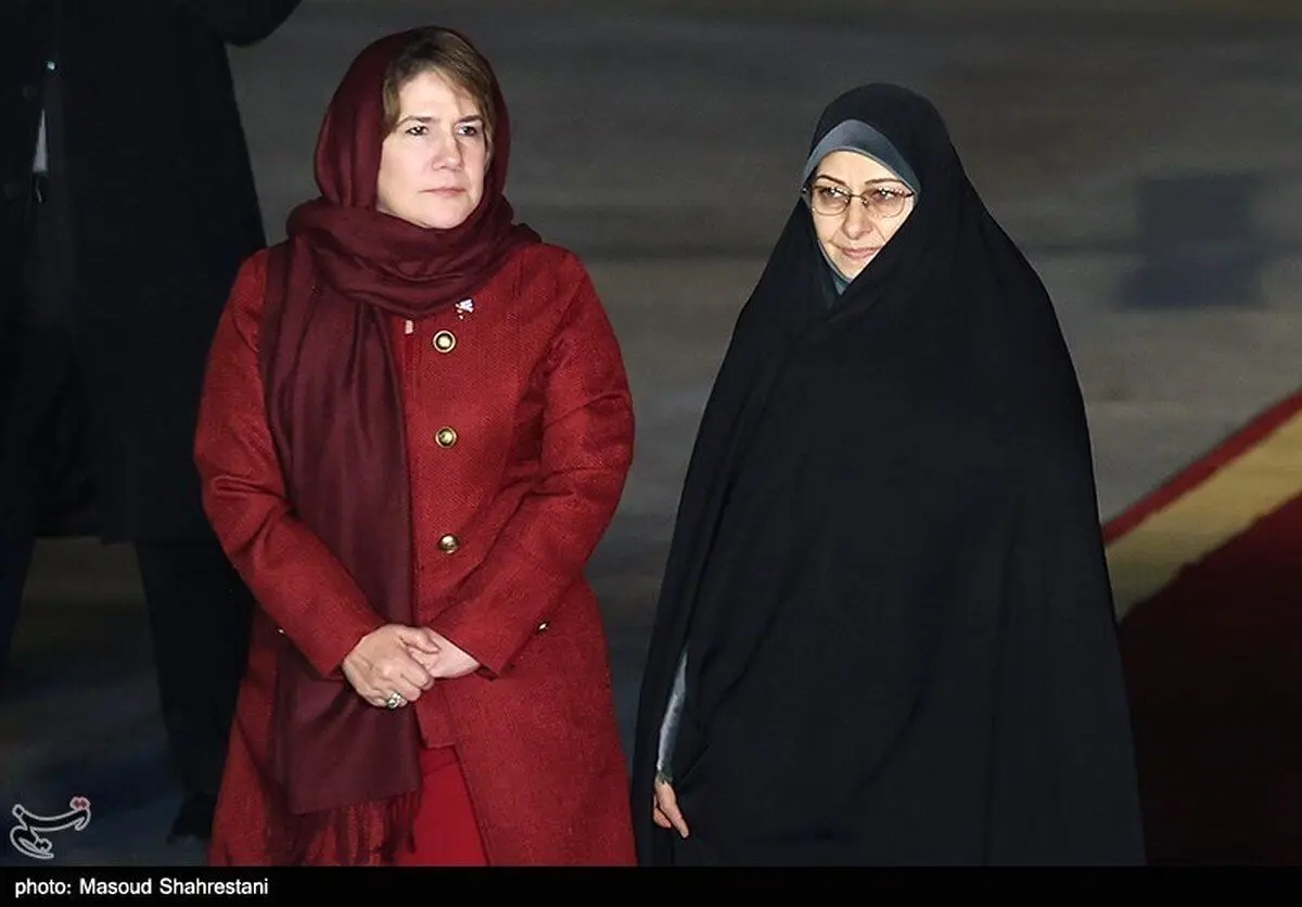 (تصاویر) حجاب همسر رئیس جمهور کوبا هنگام ورود به ایران