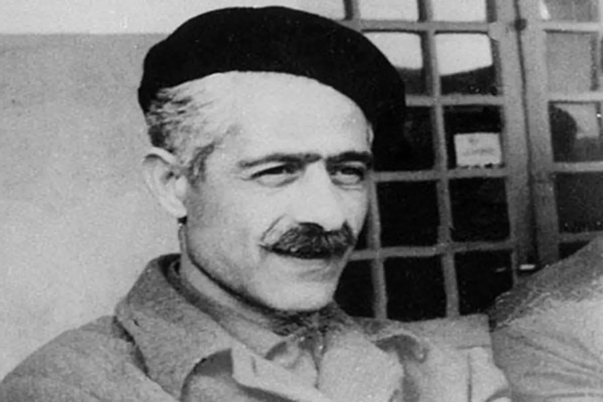 سرانجام یادداشت‌های جلال آل‌احمد منتشر می‌شود/محتوای برخی از یادداشت‌های جلال چیست؟