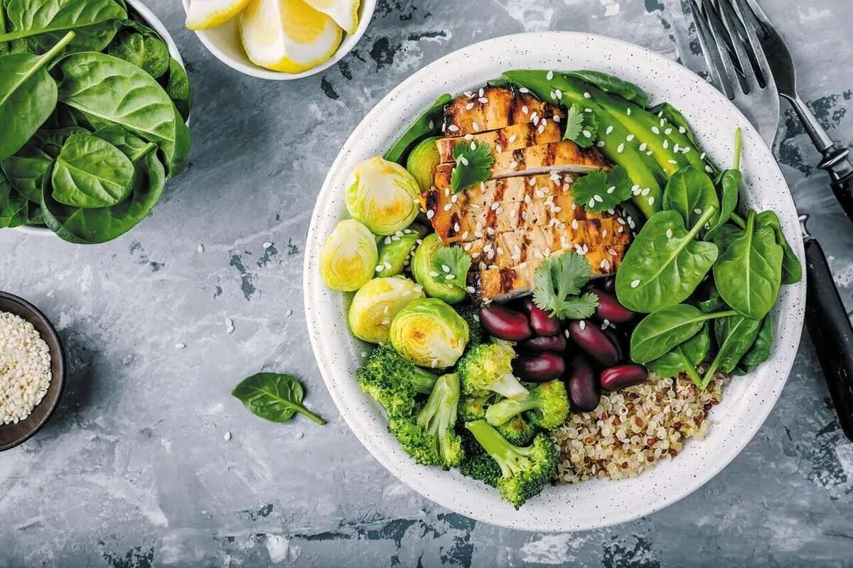 ۷ محافظ طبیعی و بینظیر برای معده