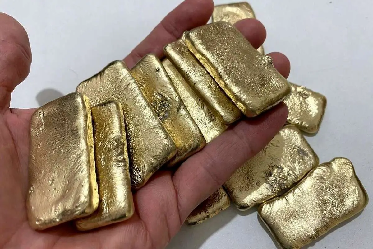 رفت و برگشت طلا از قله تاریخی