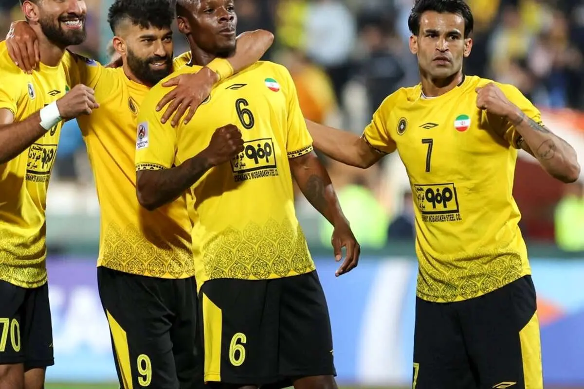سپاهان صعود کرد