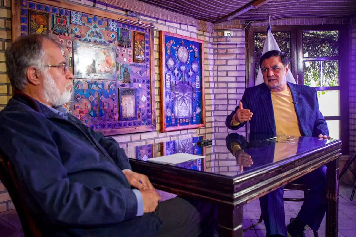 ناصر ایمانی: آنقدر روی «امنیت» تکیه نکنیم، مردم رفاه هم میخواهند
