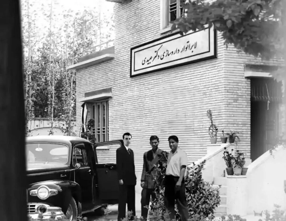 پدر داروسازی ایران که بود؟ حرکت به سوی خودکفایی از سه‌راه امین‌حضور!