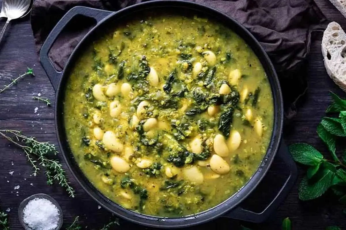طرز تهیه خورشت اسفناج قالی به روش شمالی