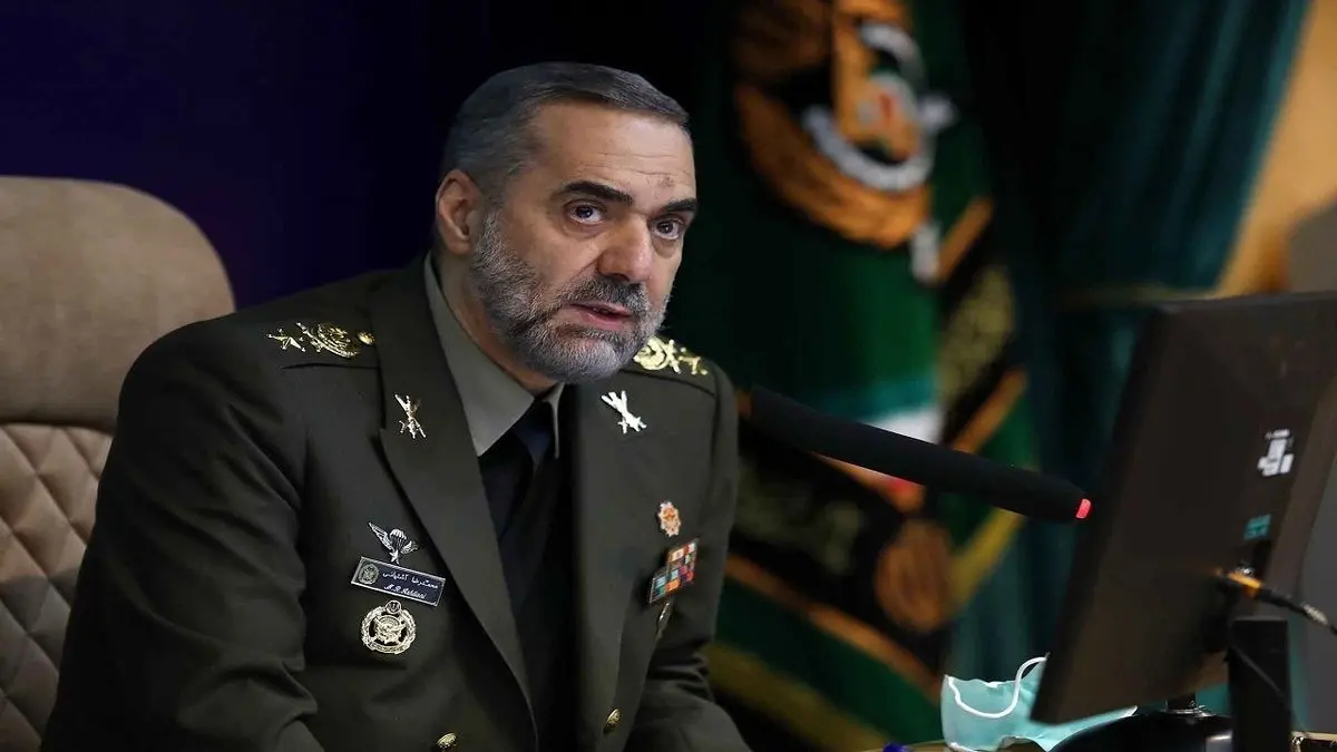 وزیر دفاع: ساخت هلیکوپتر بومی را آغاز کردیم
