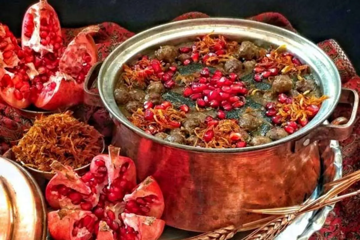 طرز تهیه آش آذری یا آش انار؛ غذای شب یلدا