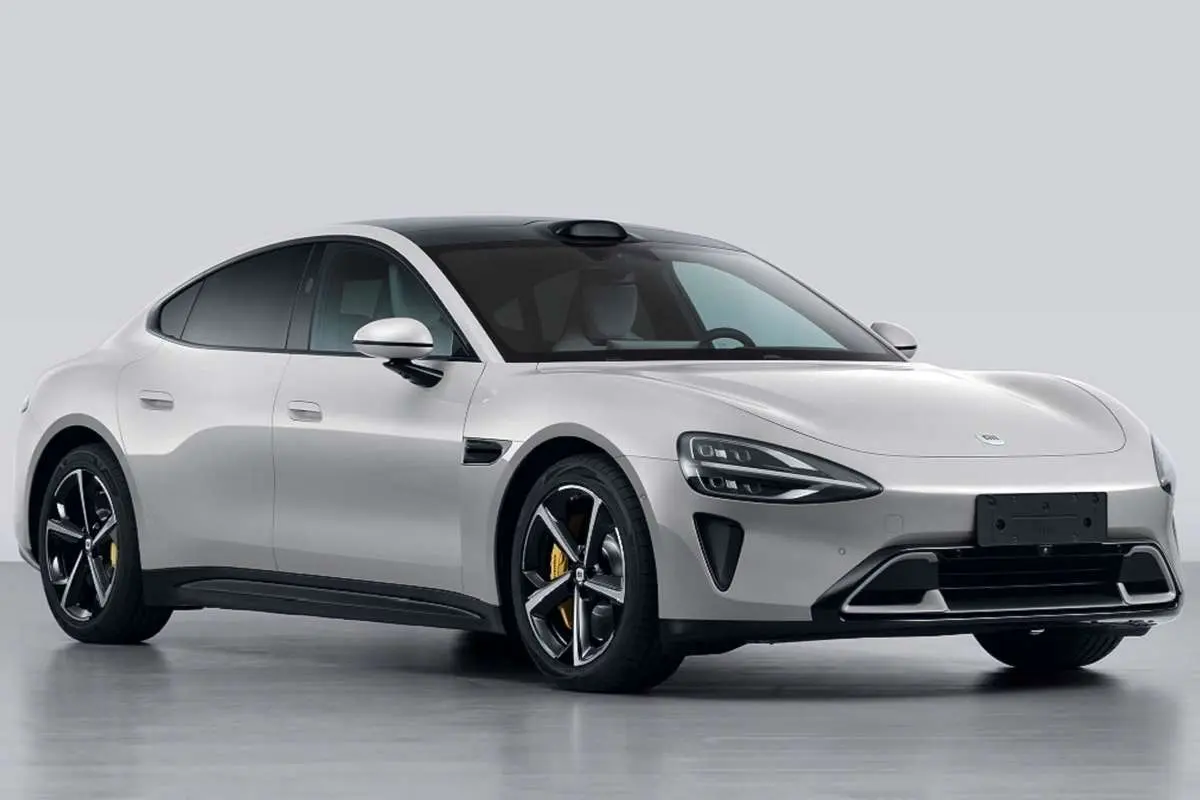 (ویدئو) برای اولین بار دیده شد/ خودروی جذاب شیائومی در جاده