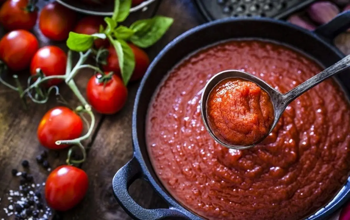 برای جلوگیری از پاشیدن رب گوجه هنگام پخت چه کنیم؟