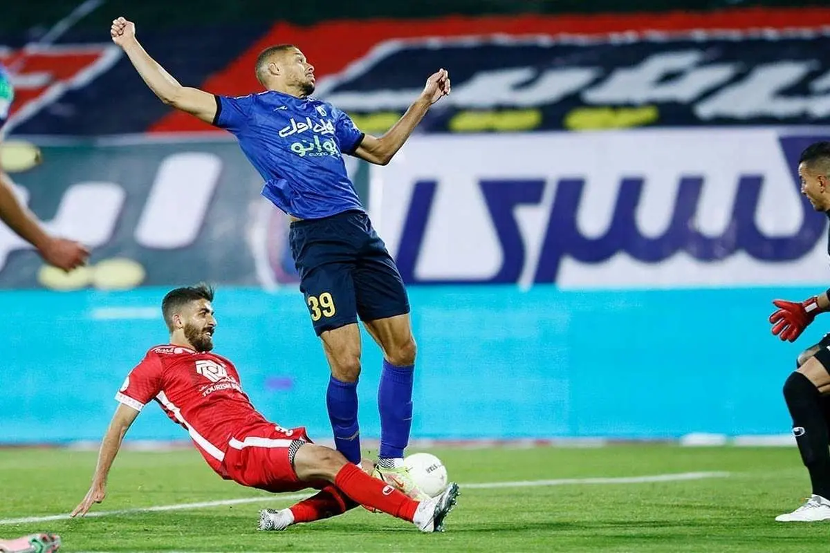 (ویدیو) صحنه مشکوک خطا با اعلام VAR رد شد