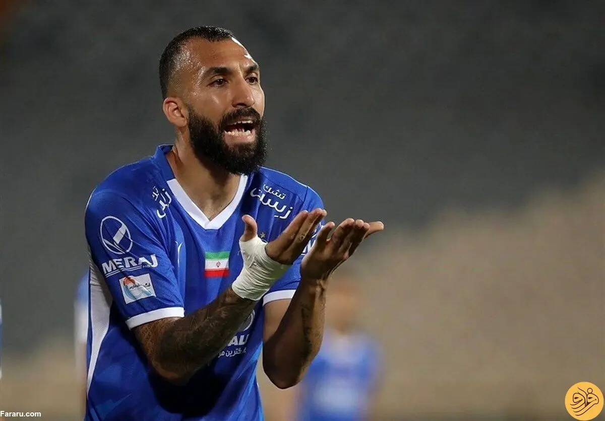 انتقاد تند روزبه چشمی از شادی پس از گل بازیکن پرسپولیس: افتضاح بود