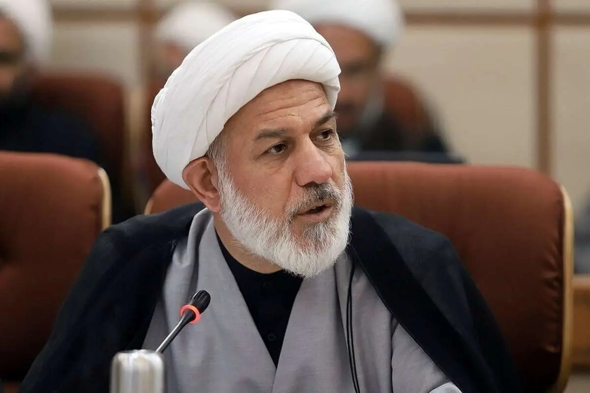 مدیر حوزههای علمیه آذربایجان شرقی: آموزش زبانهای خارجی در حوزههای علمیه ضرورت است
