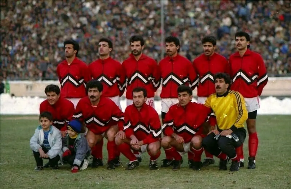 عکس دیدنی از دیدار دوستانه پرسپولیس و تیم ملی ب شوروی ۳۳ سال پیش!