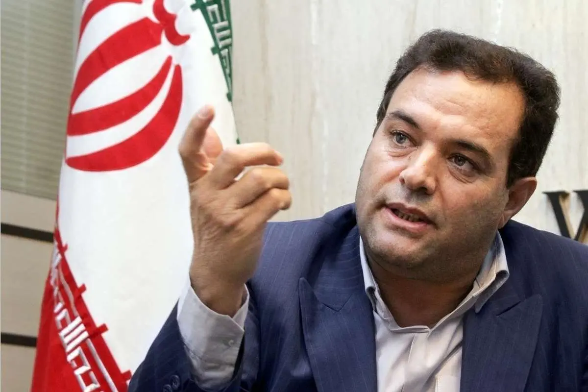 نماینده مجلس: کارگران جایی در تصمیمگیری کشور ندارند