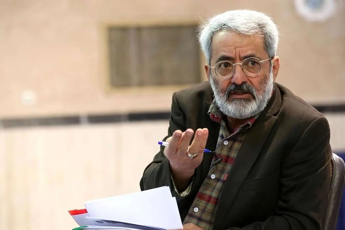 کنایه سنگین سلیمینمین: صادق محصولی از معیارها سخن میگوید، او در جایگاهی نیست که معیار تعیین کند