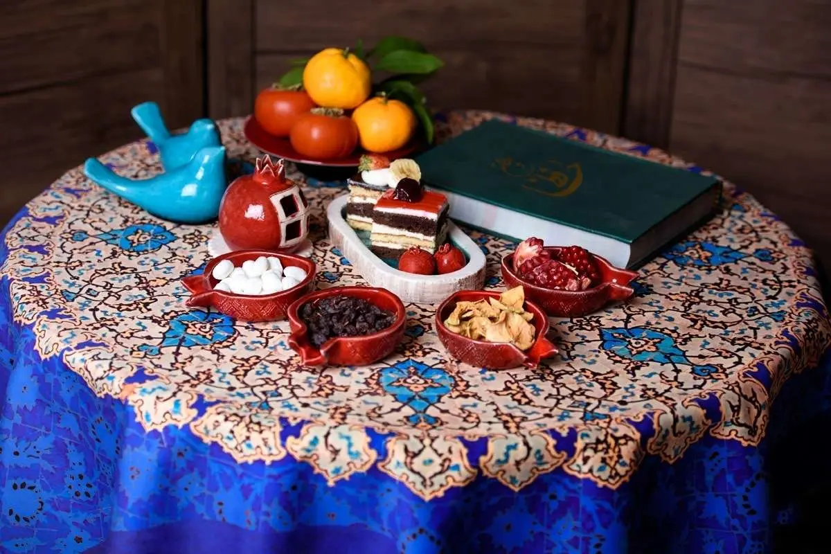 (اینفوگرافی) هزینه شبنشینی شب یلدا چقدر میشود؟