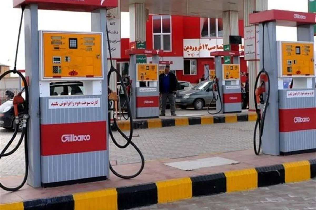 (ویدئو) وضعیت جایگاه سوخت خیابان شهید مطهری تهران بدون بنزین