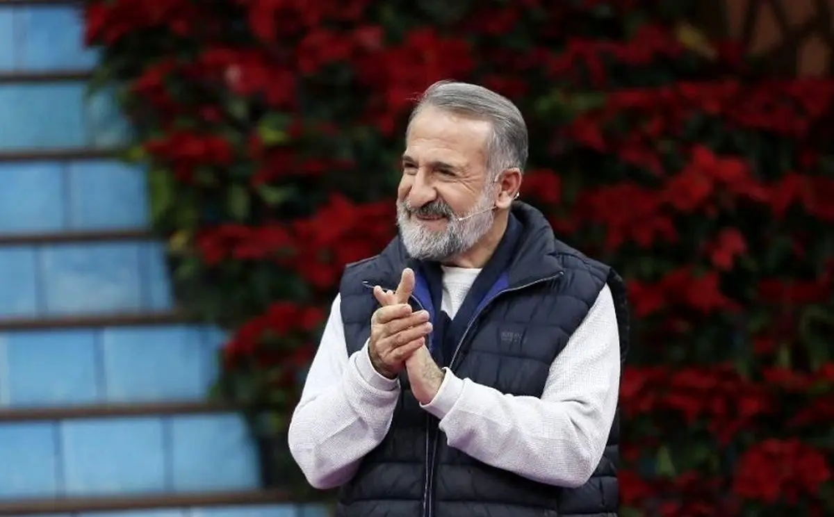 شان مهران رجبی آن است که داور مسابقه‌ای باشد که خانم‌ها در دهان شوهرشان ماست بگذارند؟!