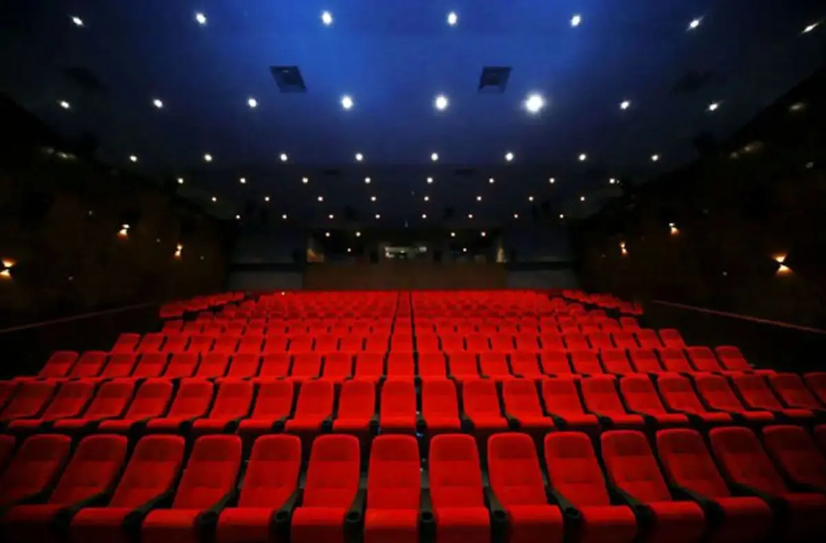 پرفروش‌ترین فیلم‌ها و سینما‌ها در آذر ماه
