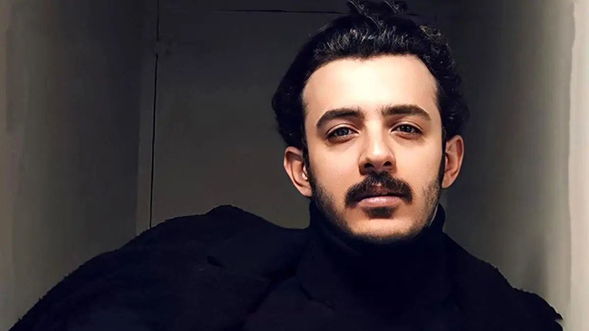 کمال تبریزی: شادمان برای «رهی» فداکاری کرد/ استفاده از آمپول ضد رشد برای علی شادمان در «سرزمین مادری»