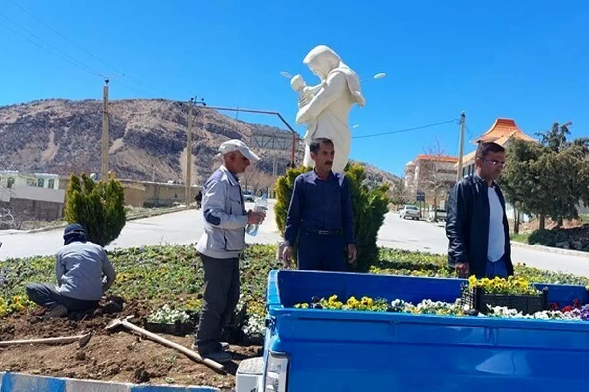 کارگران شهرداری سی سخت بیش از یکسال، حقوق معوق دارند!