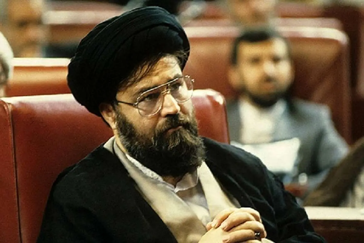 سید احمد خمینی: مردی برای سـه فصـل
