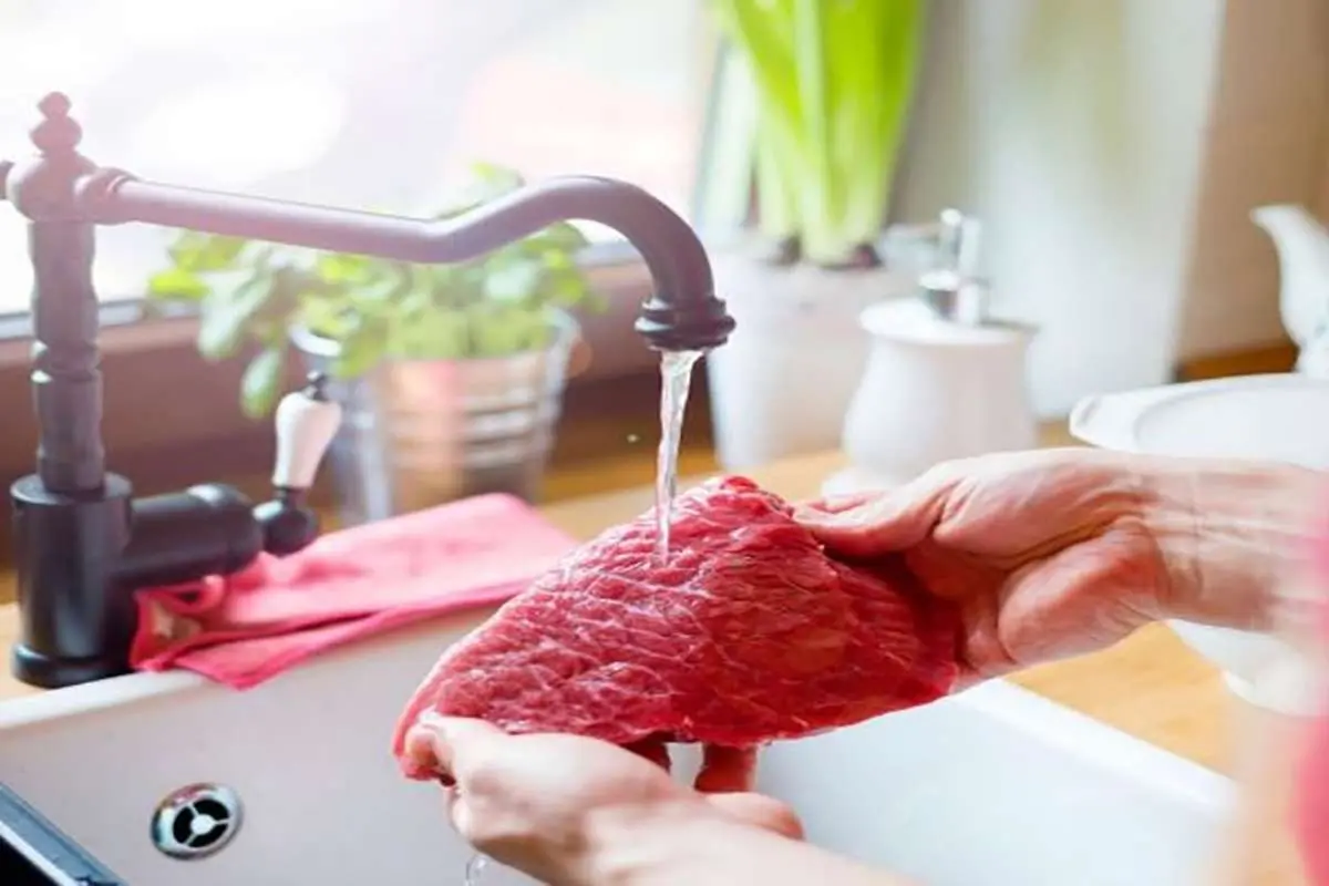 نحوه صحیح شستن گوشت قرمز