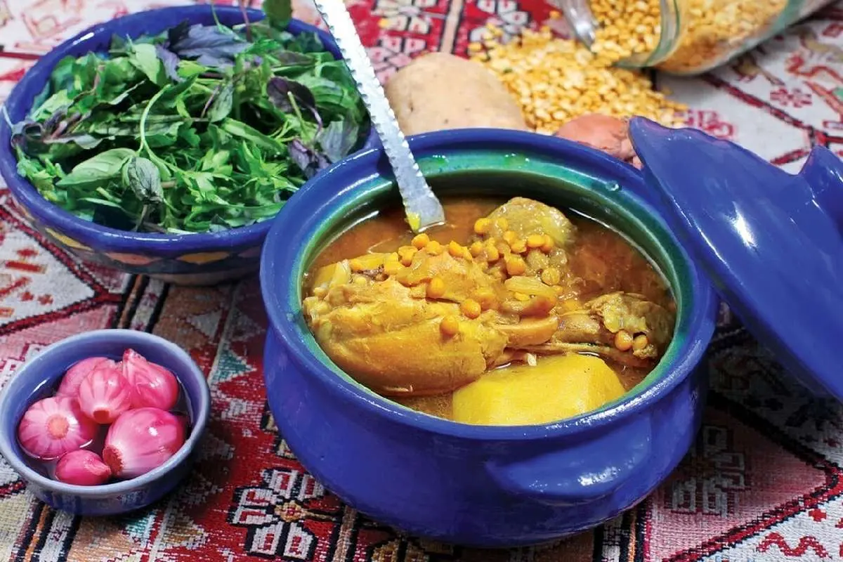 طرز تهیه آبگوشت مرغ مجلسی و همه پسند اصیل