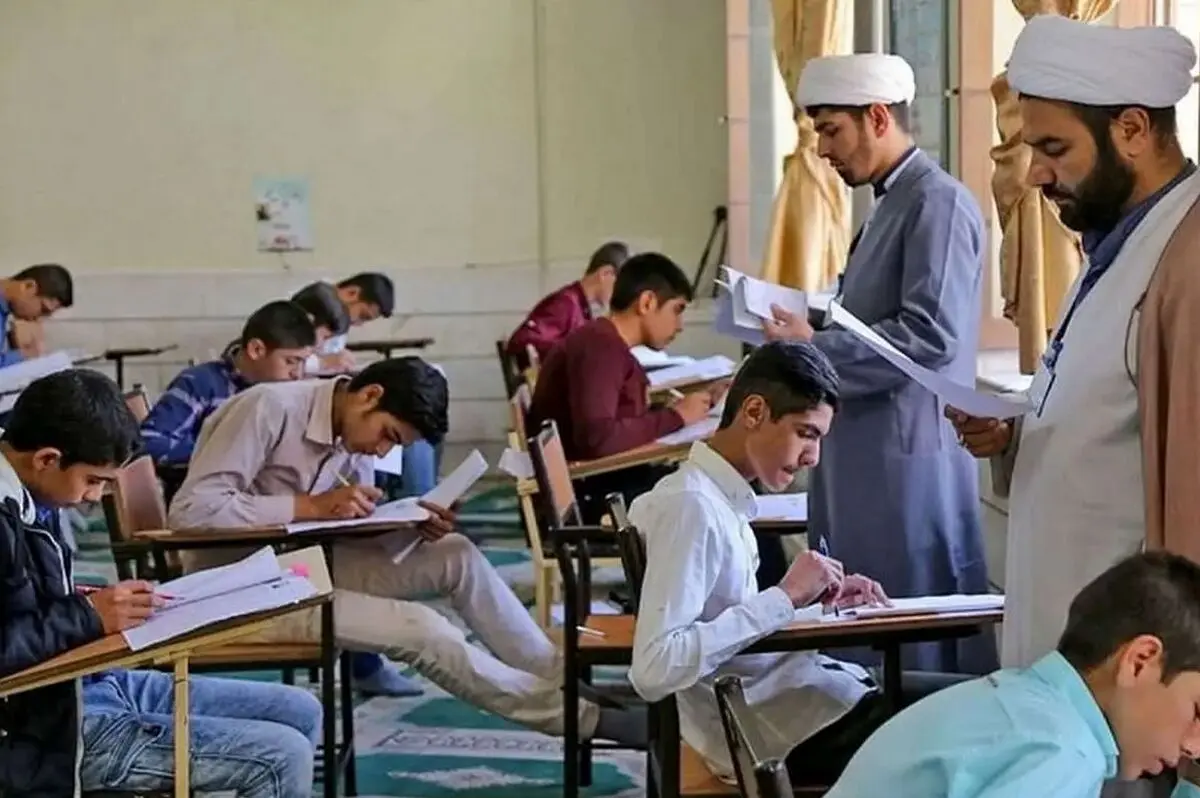 وزیر پیشین آموزش و پرورش: با استخدام طلاب در مدارس، شان روحانیت را از بین نبرید