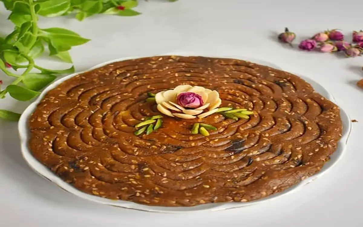 طرز تهیه حلوا خرما به روش جنوبی‌ها؛ مرحله به مرحله با نکات ریز