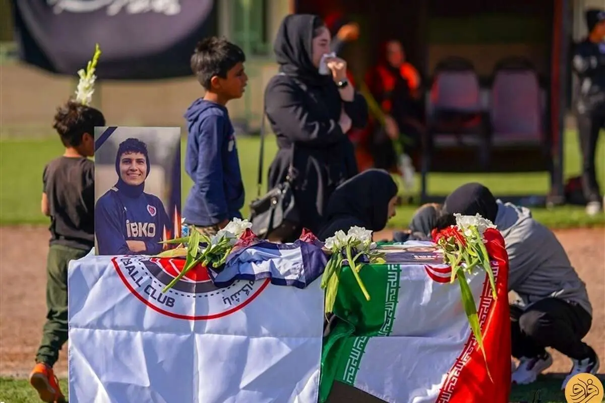 آخرین مراسم وداع با ملیکا محمدی قبل از دفن در آمریکا