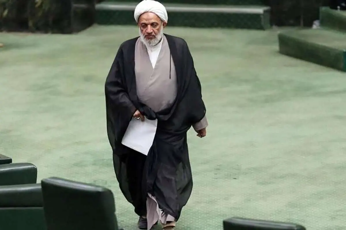 آقاتهرانی: رییس مجلس ۳۰ ثانیه وقت بگذارد، مشکل طرح حجاب و عفاف حل میشود