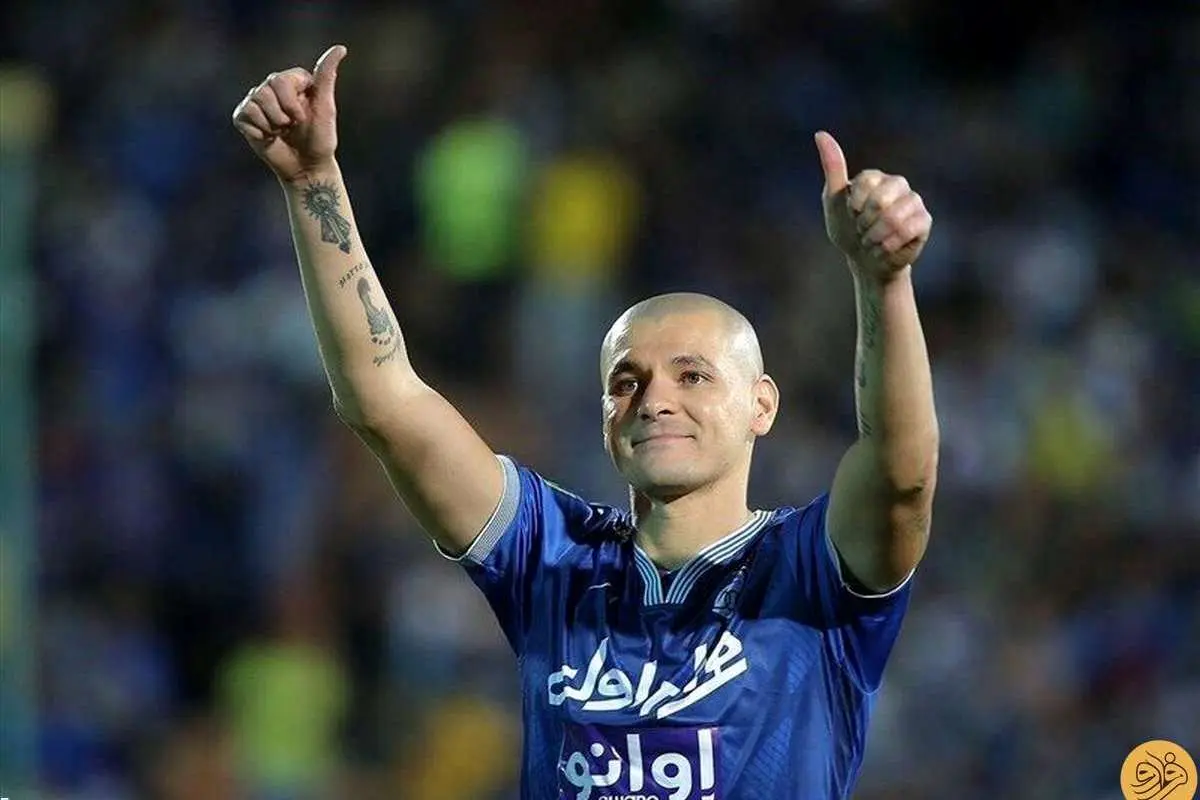 اولین خرید نیم فصل استقلال مشخص شد